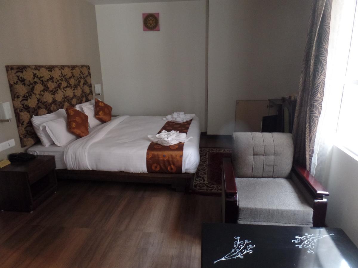 Hotel The Lindsay Cheu Den à Gangtok Extérieur photo