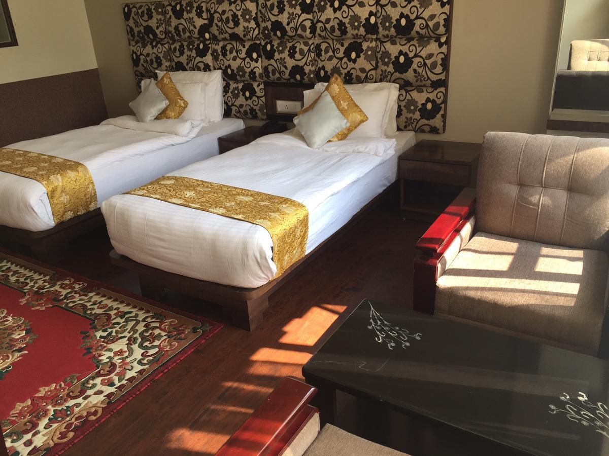 Hotel The Lindsay Cheu Den à Gangtok Extérieur photo
